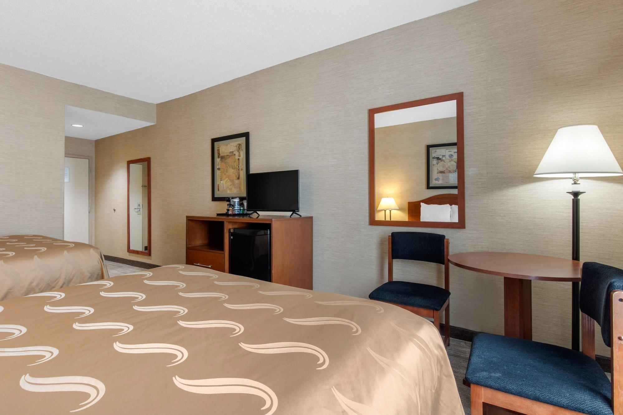 Quality Inn & Suites Benton - Draffenville Εξωτερικό φωτογραφία