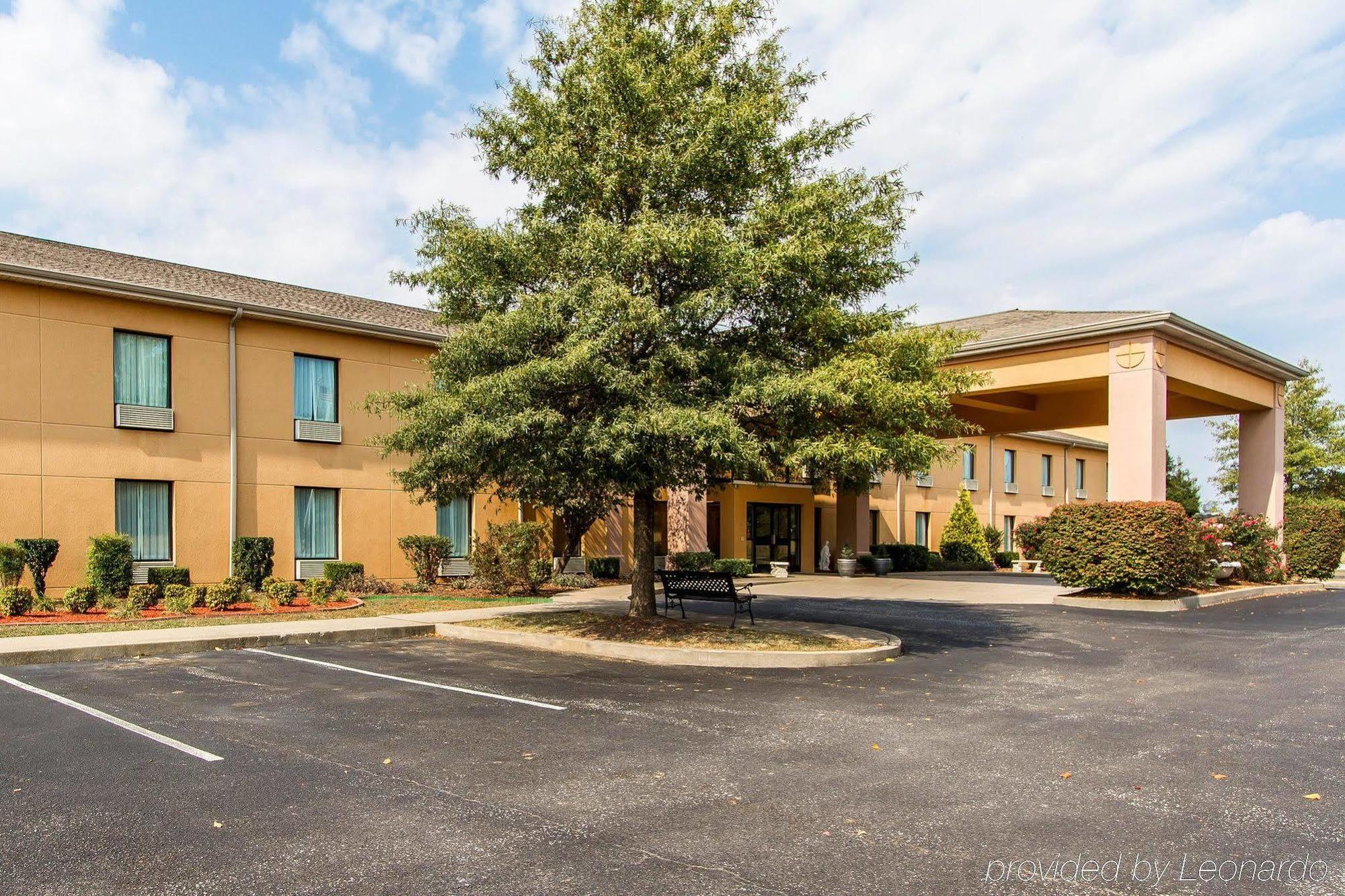 Quality Inn & Suites Benton - Draffenville Εξωτερικό φωτογραφία