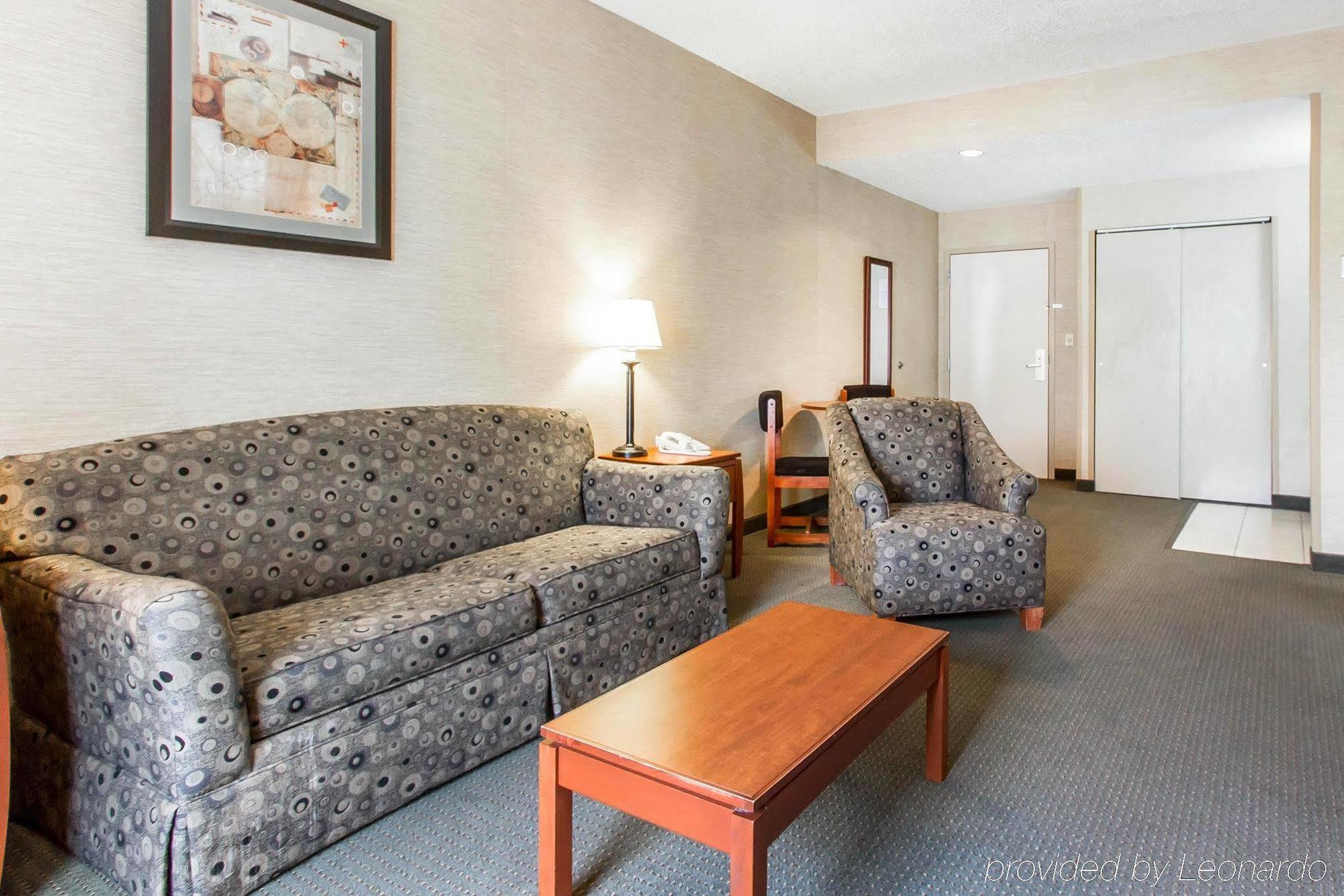 Quality Inn & Suites Benton - Draffenville Εξωτερικό φωτογραφία